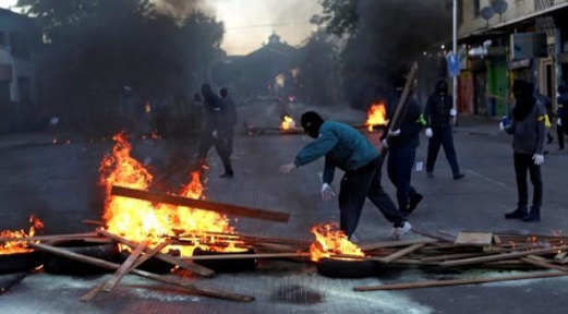 11 chile protestas.jpg 1279664227