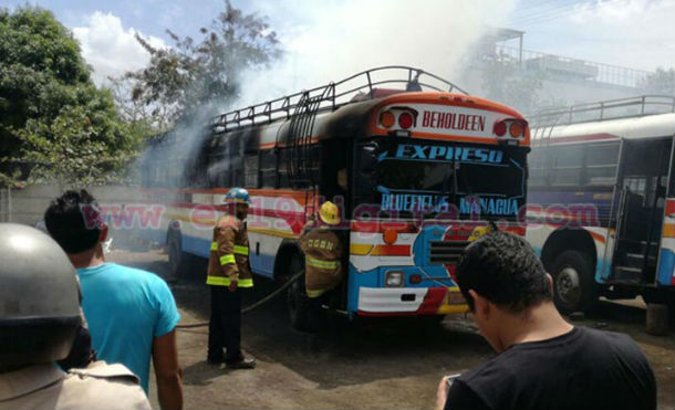 bus quemado 2