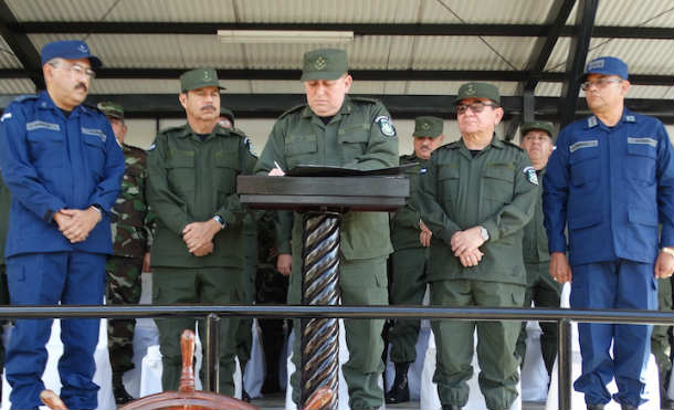 traspaso mandoejercito1