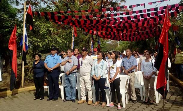 León conmemora quinto aniversario de partida física de Tomás