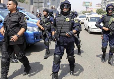 Muere un policía egipcio en un ataque armado en El Cairo