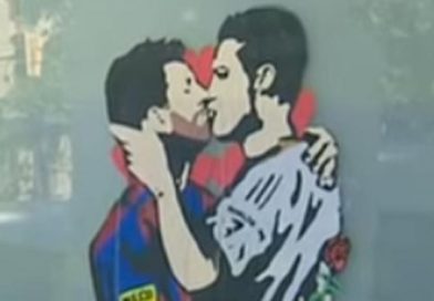 El beso entre Messi y Cristiano Ronaldo