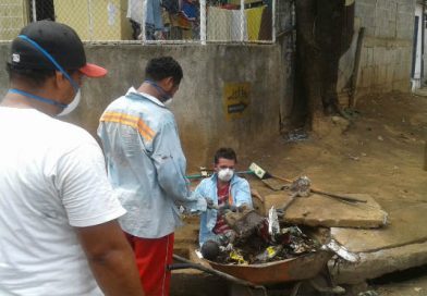 Alcaldía de Managua desarrolla limpieza de tragantes en Barrio El Edén