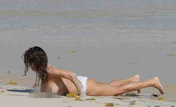 brooke burke playa 4
