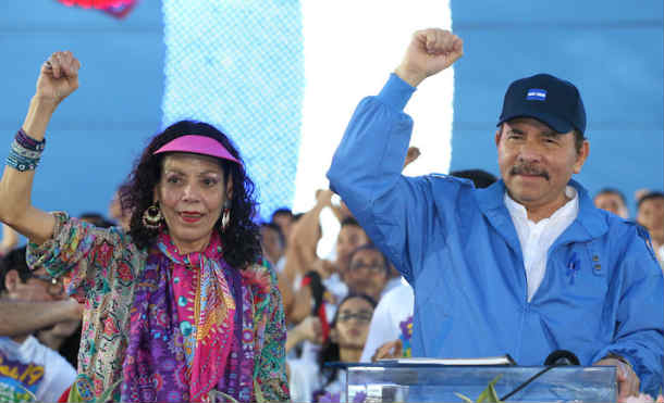 El Comandante-Presidente Daniel Ortega y la Compañera-Vicepresidenta Rosario Murillo enviaron un mensaje al Presidente de la República de Sudáfrica, compañero Jacob Zuma, en ocasión de la celebración en este país del Día de la Libertad.
