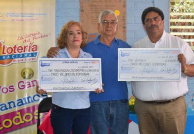La Lotería Nacional realizó su cuarta entrega de utilidades del año al Instituto Nicaragüense de Deportes (IND) y al Ministerio de la Familia, Adolescencia y Niñez, (MIFAN), el cual consistió en un aporte de 10 millones de córdobas.