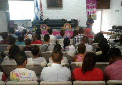 Jóvenes comprometidos en Campaña "Mi hogar y Comunidad Segura"