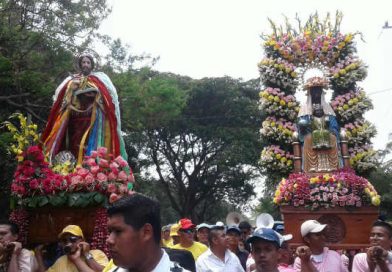 Alegría y fervor en tope de Santos en San Marcos