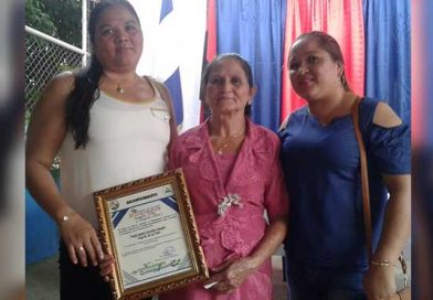La Paciencia y el Esmero hacen a Doña Pablita Corrales un Orgullo de mi País en Quezalguaque.