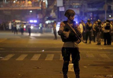 Al menos dos muertos tras dos explosiones en estación de autobuses de Yakarta