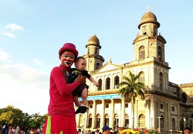 Alegría y unidad familiar en festivales desarrollados en plazas y parques de Managua