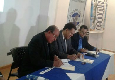 Firman convenio marco de cooperación integral entre colegios de arquitectos e ingenieros