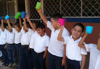 Niños del colegio público Hispanidad, aprenden sobre prevención de enfermedades bocales
