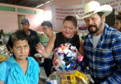 Alcaldía de El Coral en Nueva Guinea entrega 600 canastas básicas a las madres