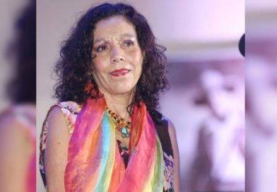 Canto sobre Canto, por Rosario Murillo
