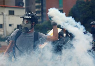 Dinero y violencia mueven “protestas de lujo” venezolanas