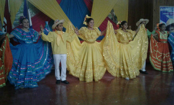 Con una revista cultural las y los juigalpinos festejaron el Día de la Dignidad Nacional del pueblo nicaragüense, que sabe de lucha y honor.