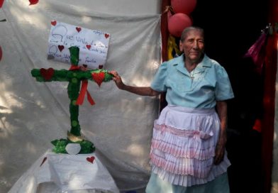 Corinto celebra a la Santa Cruz