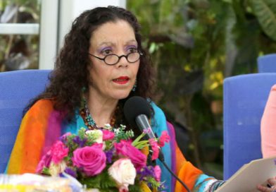 Comerciantes continúan si acatar orientaciones del Gobierno
