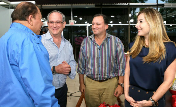 Daniel se reúne con directivos del Grupo Regional Lafise