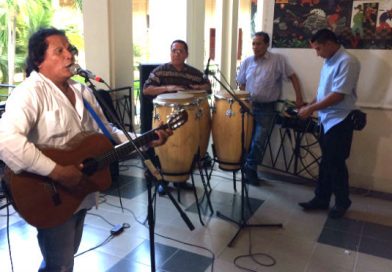Rinden homenaje al poeta costeño Carlos Rigby