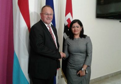 Llega a Nicaragua ministro de Cooperación y Acción Humanitaria del Gran Ducado de Luxemburgo