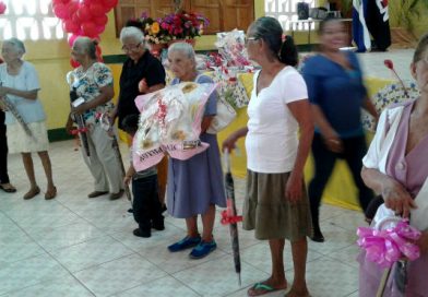 Chontales: Gobierno Sandinista festeja a madres de héroes y mártires