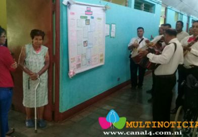 Juventud Sandinista lleva serenata a madres del hospital de Rivas