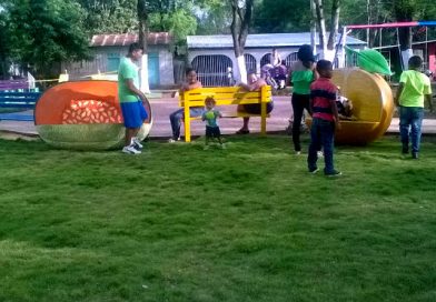 Nindirí: Familias de "Los Altos" estrenan parque de frutas