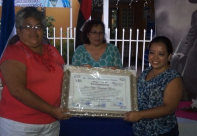 Madres emprendedoras de Nindirí reciben reconocimientos “Orgullo de mi país”