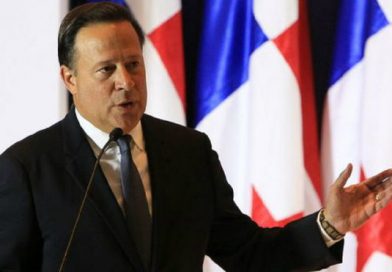 Una advertencia que el presidente de Panamá, Juan Carlos Varela, lanzó a los opositores venezolanos que viven en suelo panameño, es contundente: o se comportan y dejan de provocar violentos problemas políticos o se someten a los procesos migratorios para ser expulsados del país.