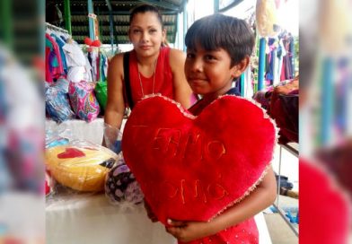 Feria de las Madres Victoriosas con varias opciones de regalos para la reina del hogar