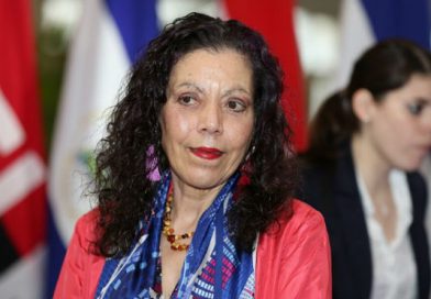 Compañera Rosario: Nuestro pueblo valora la fortaleza de un Ejército que garantiza la Paz