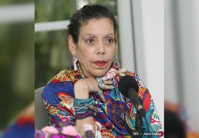Compañera Rosario lamenta muerte de adolescente