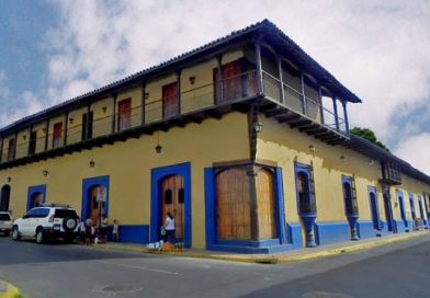 Simposio de "Arquitectura y Urbanismo Colonial en la Ciudad de León”