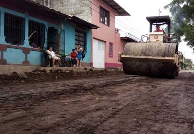Familias viejanas celebran Proyecto Calles para el Pueblo