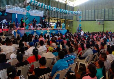 Nueva Guinea celebra a lo grande el Día del Maestro