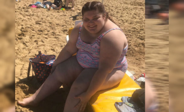Una niña decide detener el bullying y los prejuicios publicando sus fotos en la playa