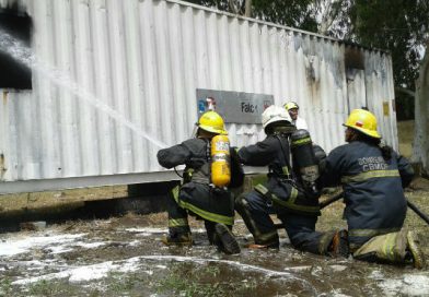 Academia Nacional de Bomberos realiza ejercicio demostrativo de rescate y extinción de incendio