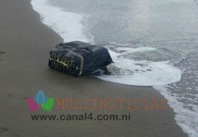 León: Aparecen esparcidos paquetes de droga en Poneloya y Las Peñitas