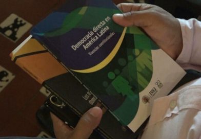 León: Diputado Edwin Castro presenta tres obras basadas en la democracia actual