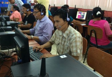 Maestros inician capacitación sobre tecnologías de la información y comunicación