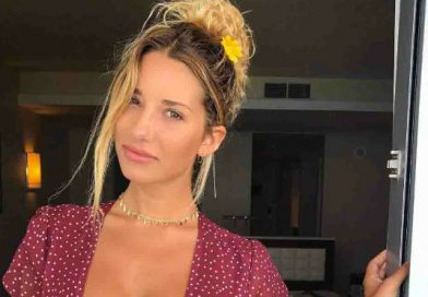 La llaman la mujer perfecta por su cuerpo de curvas imposibles
