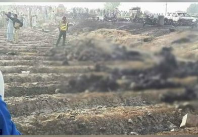 Más de 140 muertos tras incendiarse camión cisterna en Pakistán