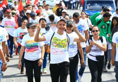 Conmemoran el 38 Aniversario del Repliegue Al Vapor
