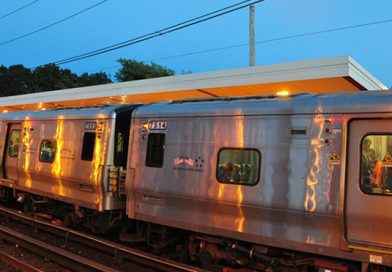 Decenas de personas heridas tras descarrilar un tren de pasajeros en Nueva York