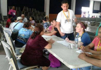 Familias capitalinas reciben atención médica de misioneros de 1N1D
