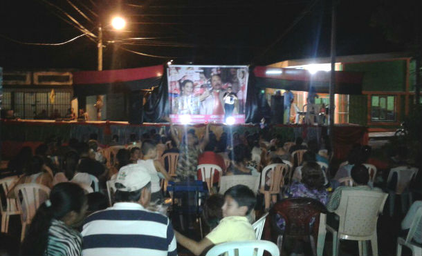 Familias de Juigalpa participan de la tradicional vigilia