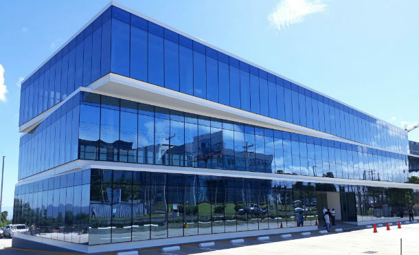 Inauguran nuevo edificio Prisma en la avenida Villa Fontana hacia Jean Paul Genie