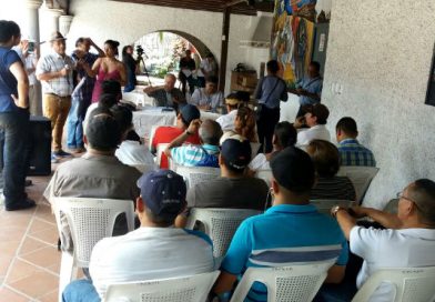 León: Autoridades municipales sostienen encuentro con sector artístico-cultural